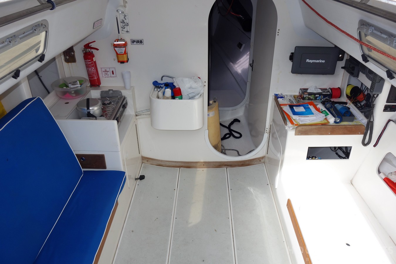 j125 sailboat interior