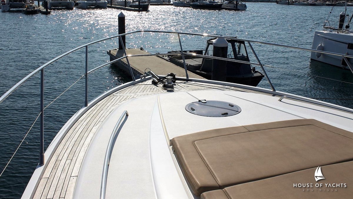 Princess V62