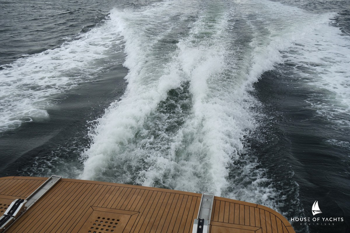 Princess V52