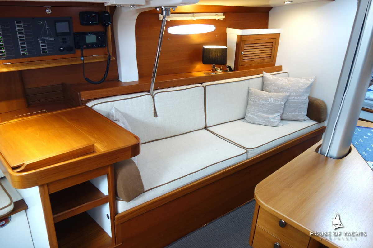 Von Ahlen 403