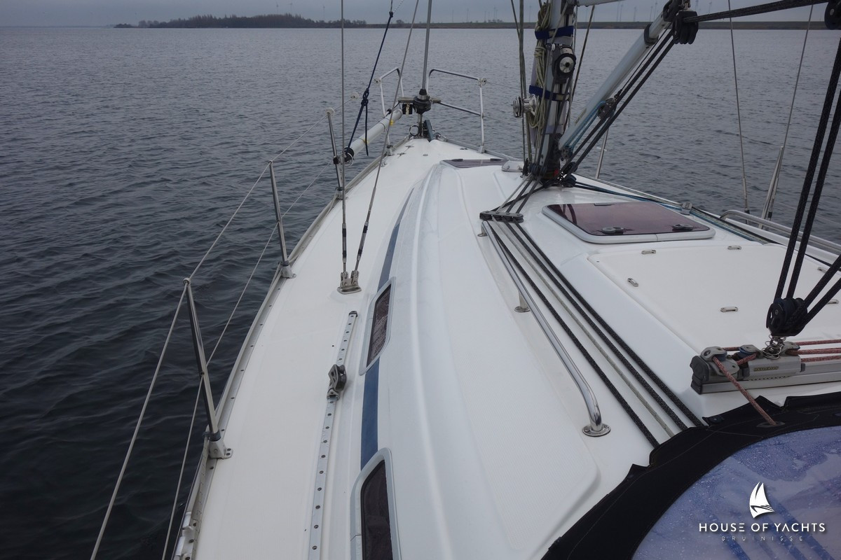 Bavaria 32