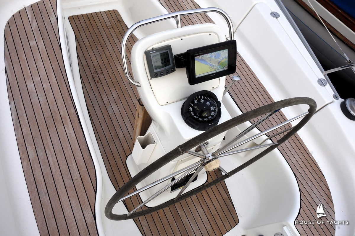 Bavaria 32