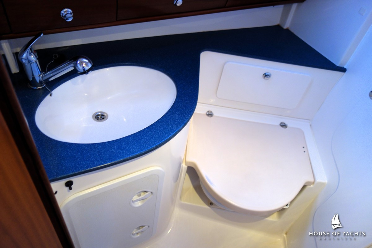 Bavaria 32