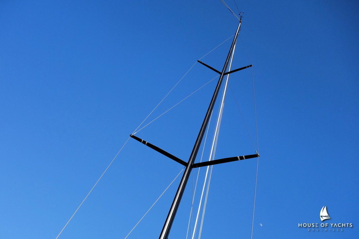 Grand Soleil 43