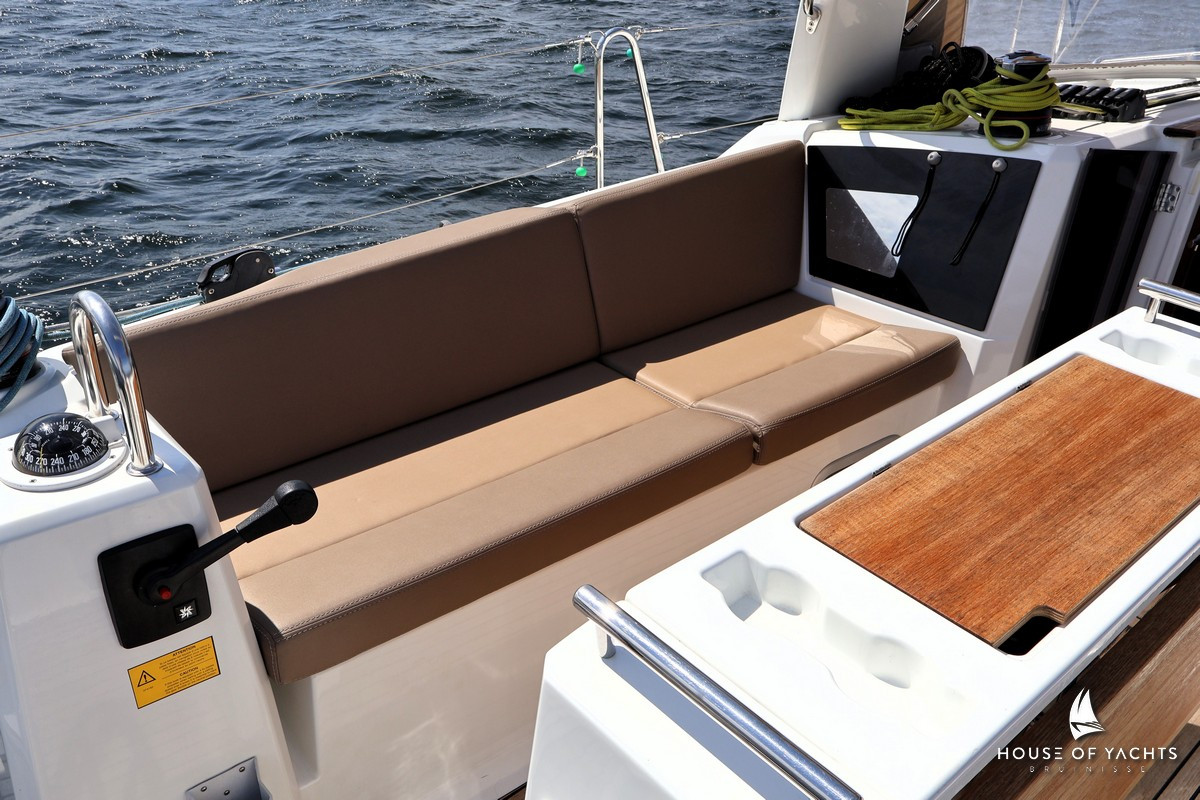 Beneteau Oceanis 35.1