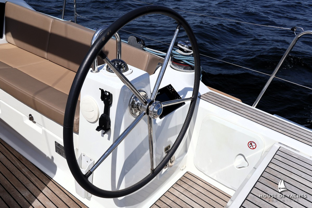Beneteau Oceanis 35.1