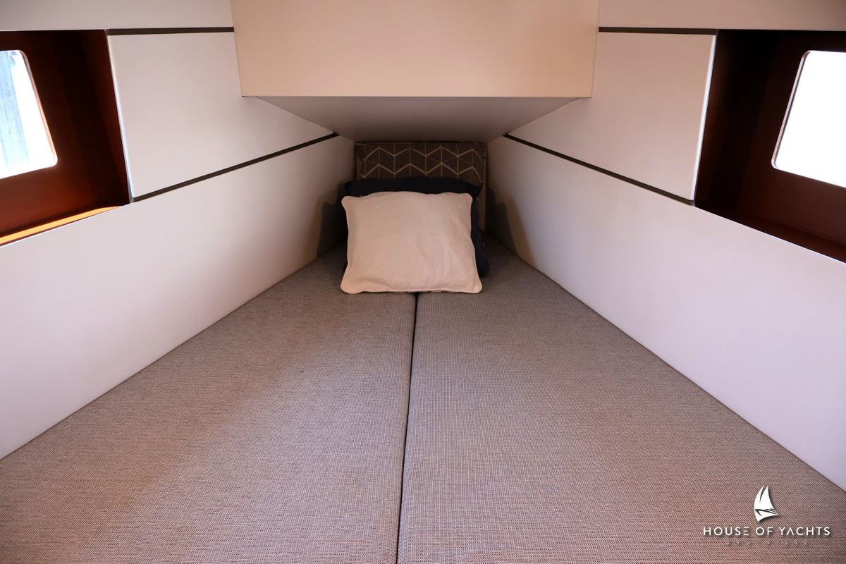 Beneteau Oceanis 35.1