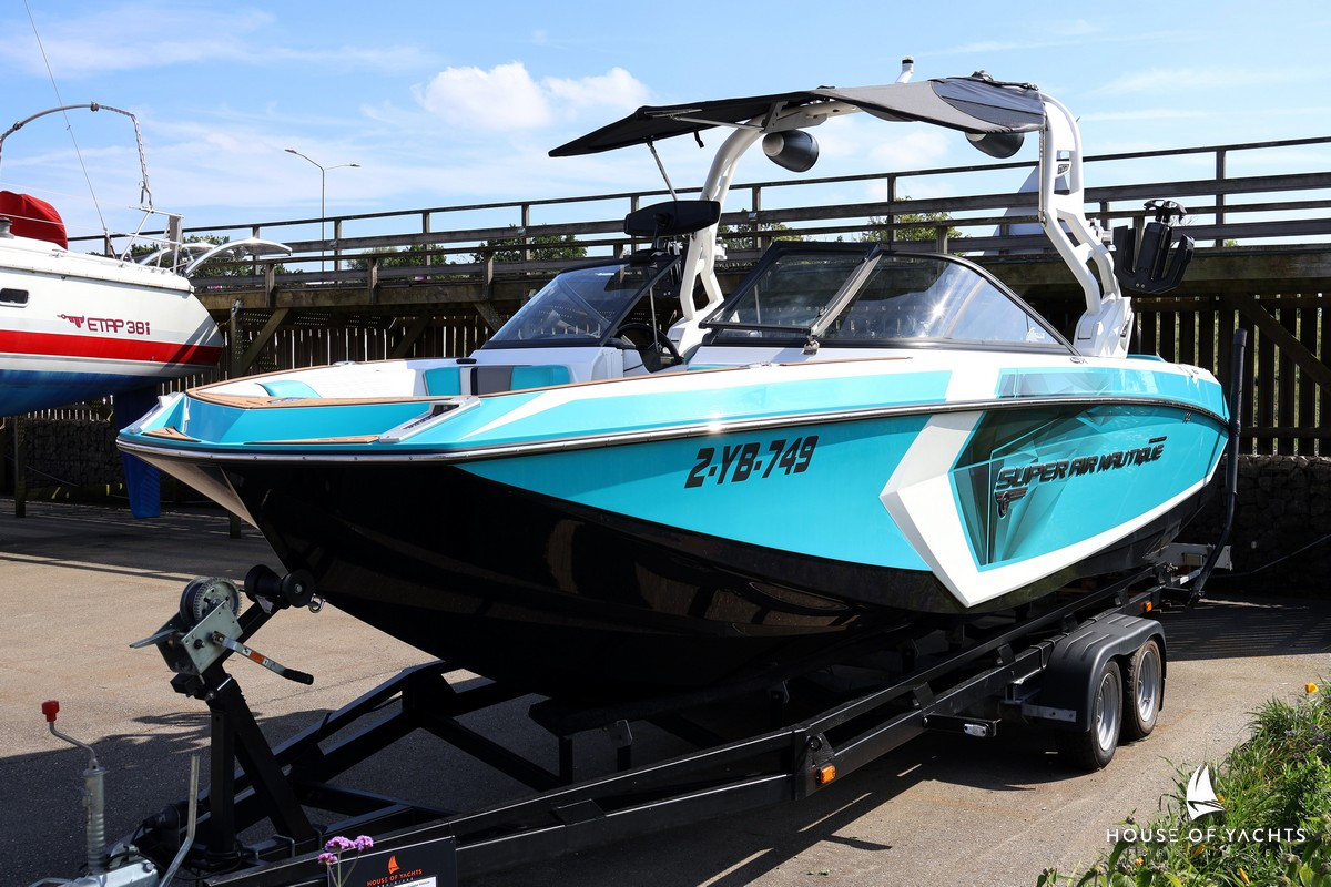 Nautique Super Air Nautique G25 "Coastal Edition"