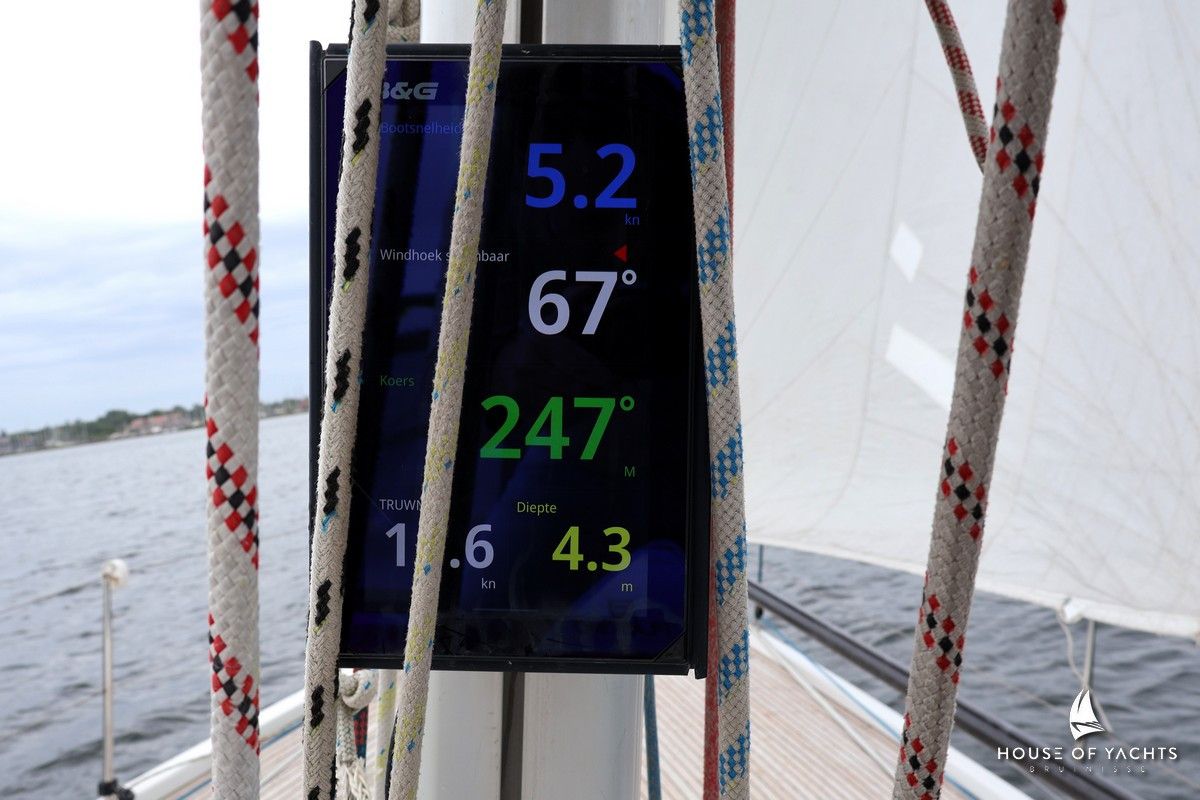 Hanse 445