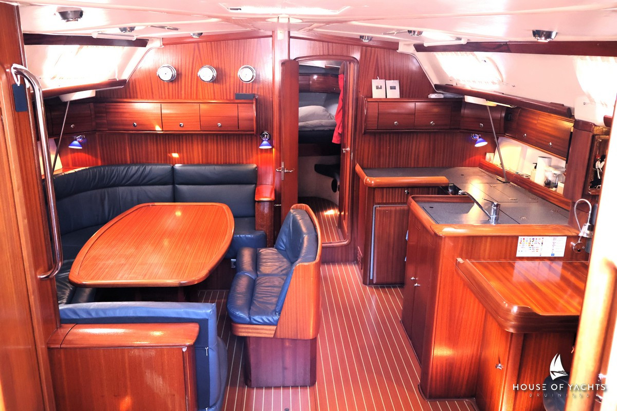 Bavaria 49-3