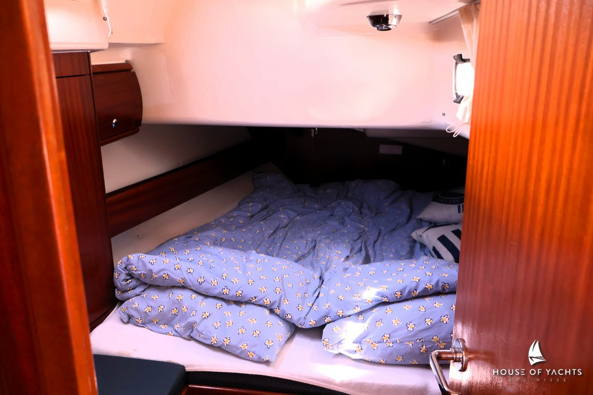 Bavaria 49-3