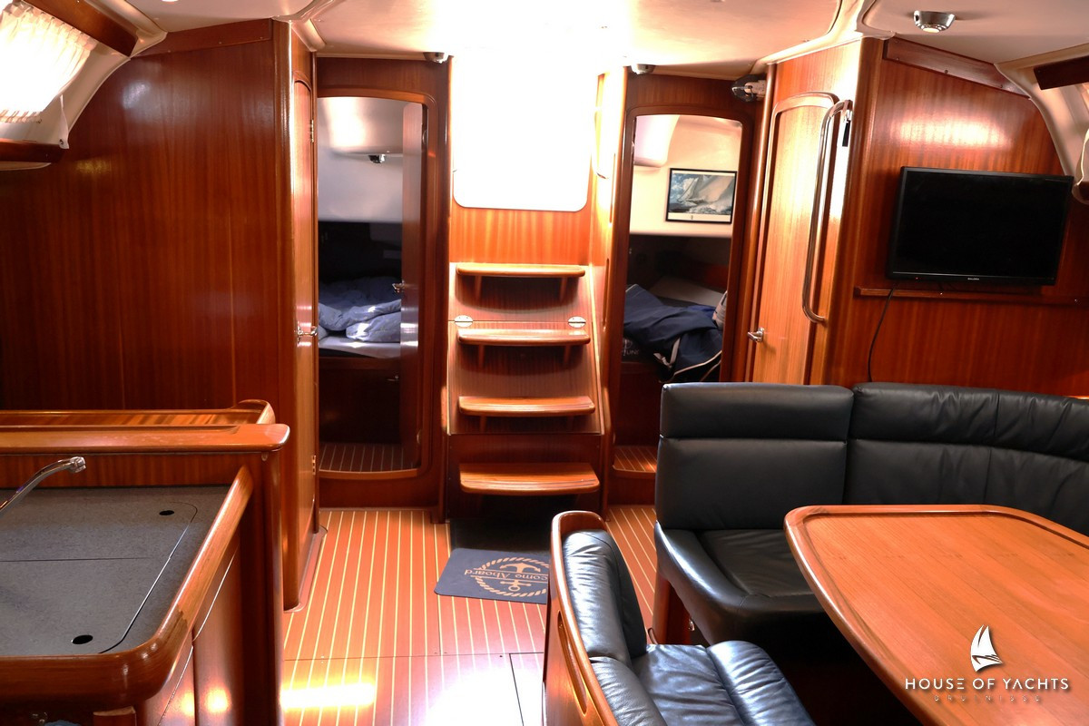 Bavaria 49-3