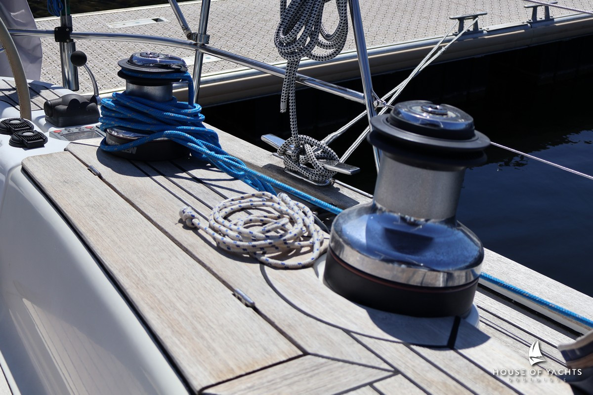 Bavaria 49-3