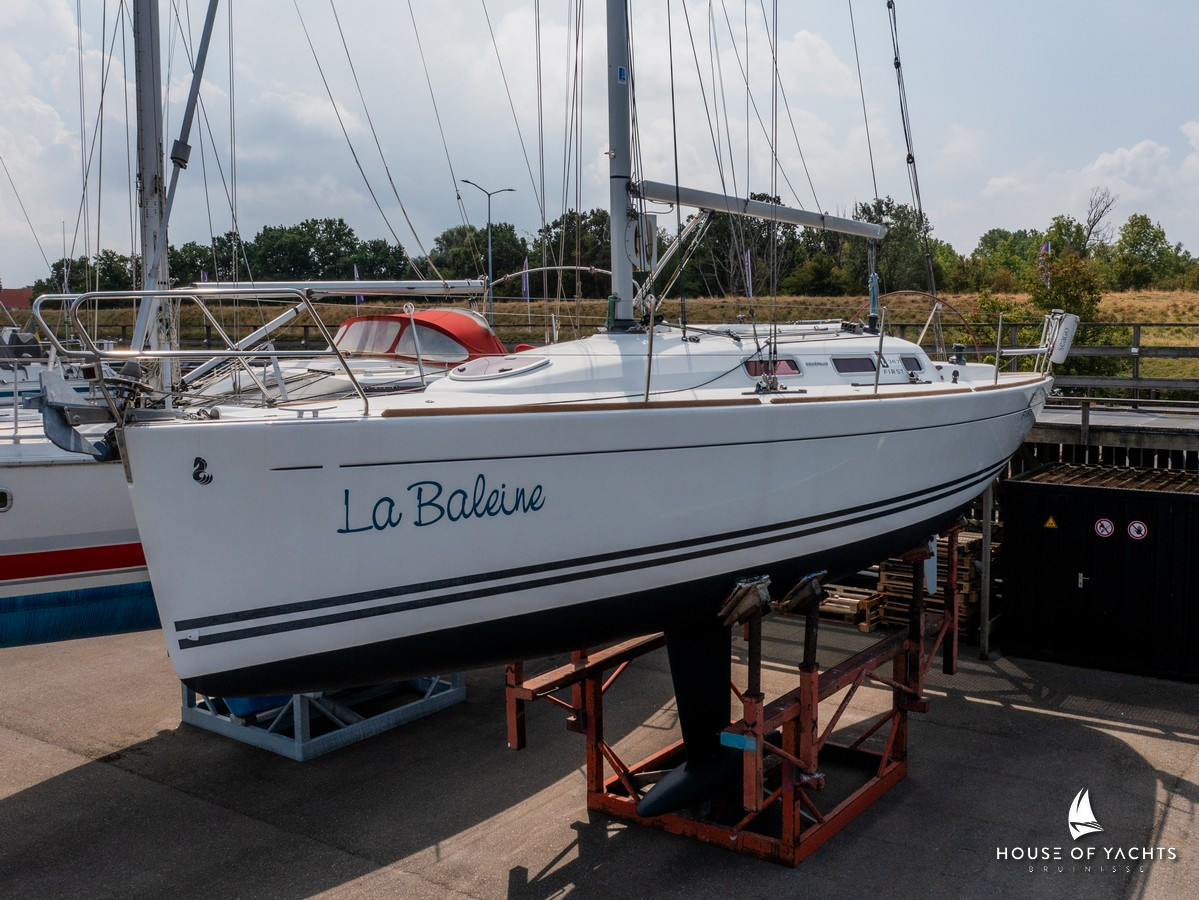 Beneteau First 34.7