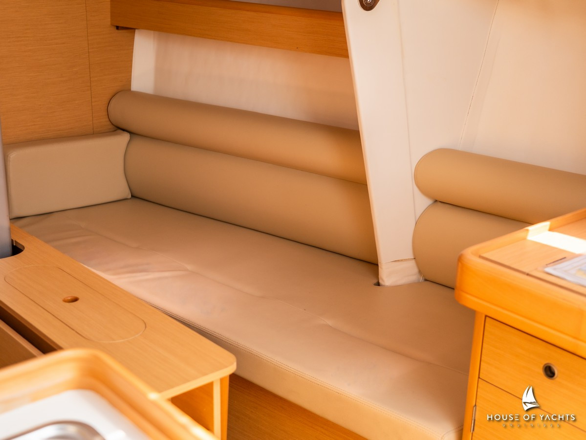 Beneteau First 34.7