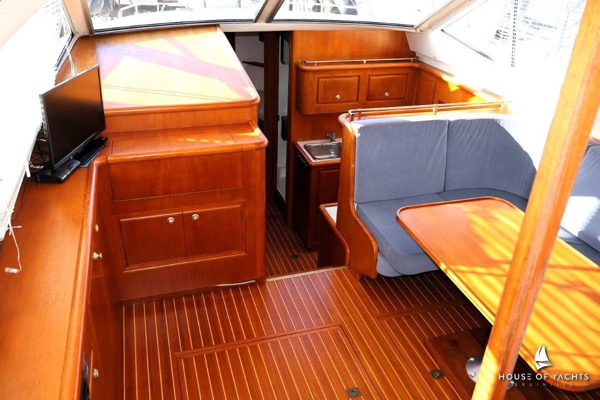 Atlantic 38