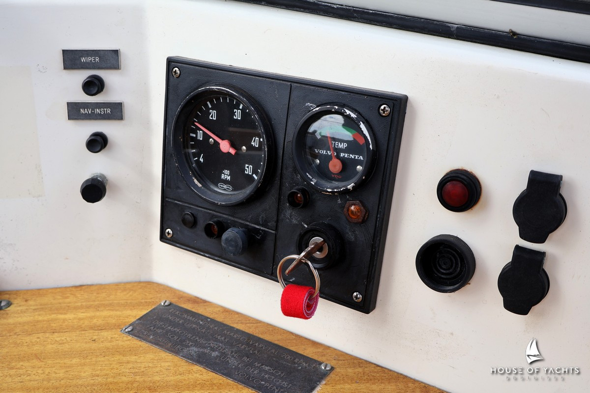 Hallberg-Rassy 42E